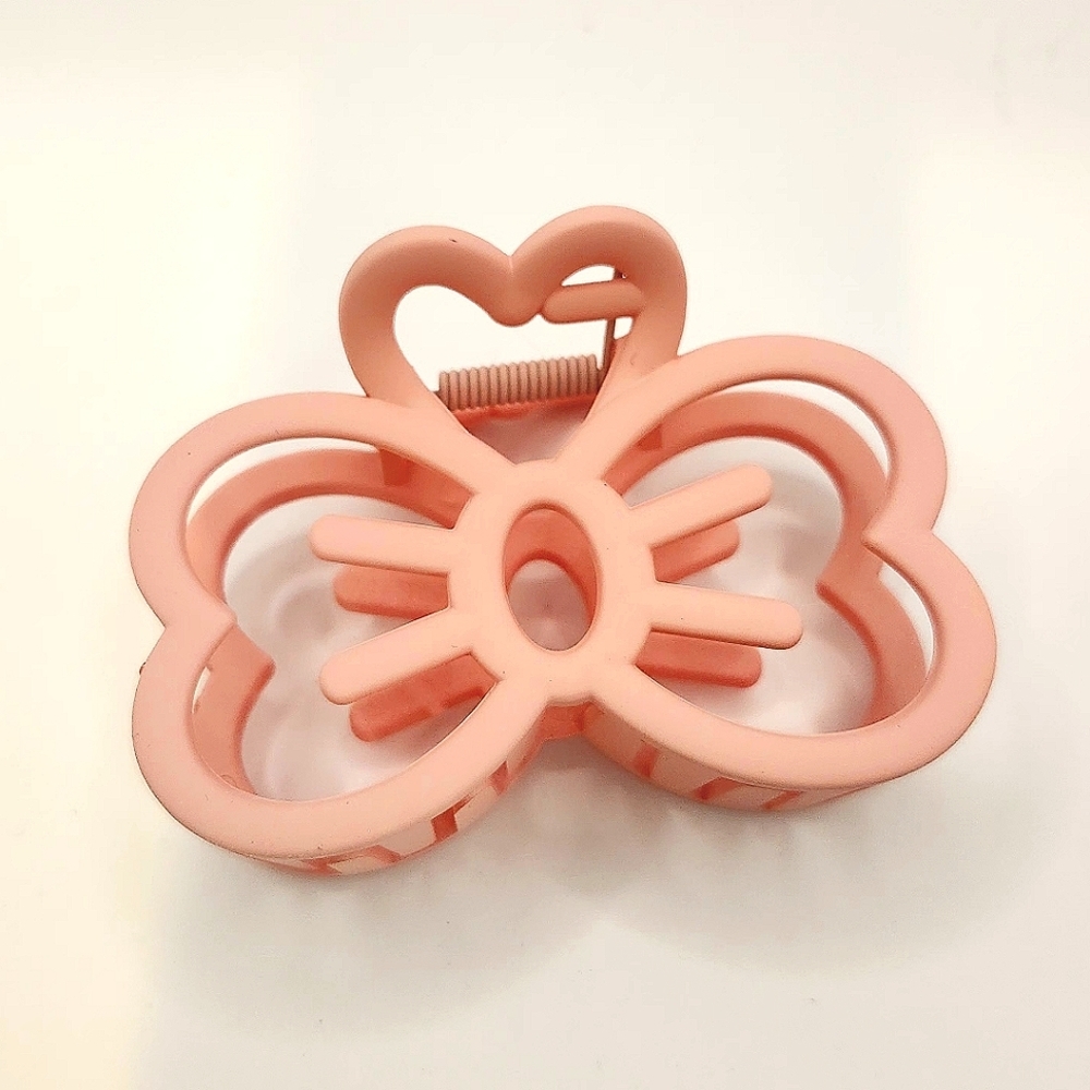 Hello kitty bow hair clip